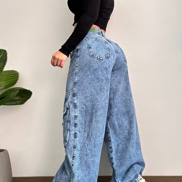 Pantalones cargo rigidos - Image 3