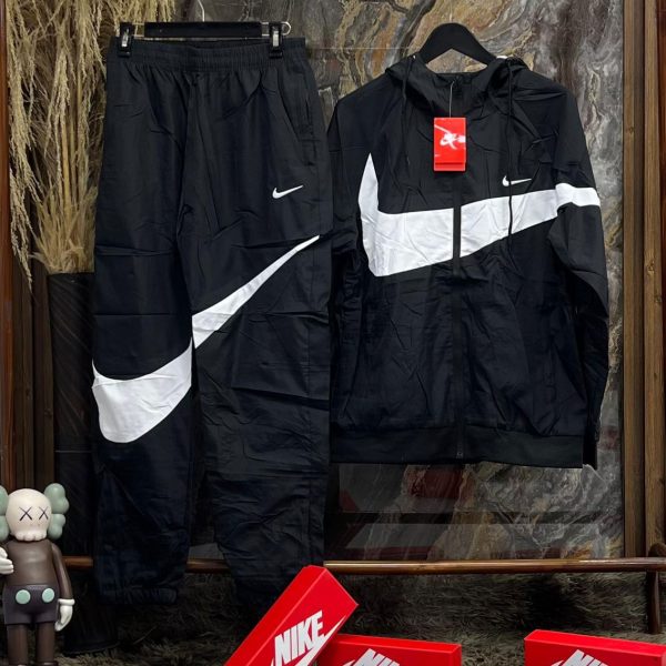 Conjunto impermeable - Image 2